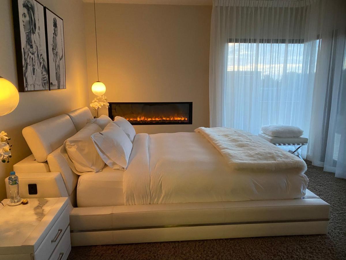 Amare Beachside Luxury Turners Beach Екстериор снимка